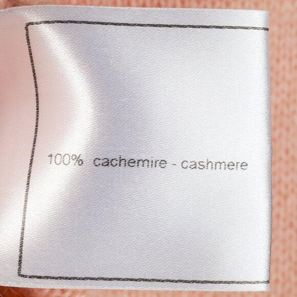 Chanel SS/05 Light Pink Cashmere Rosette Sweater Twinset - Picture 12 of 13